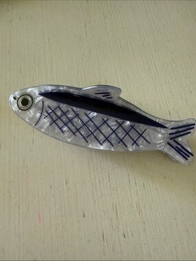 Sardine Hair Claw Clip